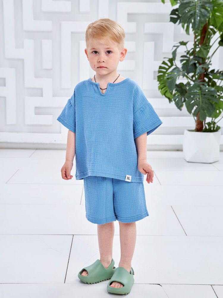 Костюм детский из муслина Мариэла (5шт*550руб)